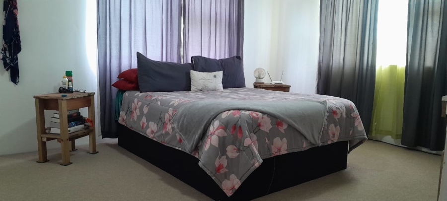 3 Bedroom Property for Sale in Firlands Western Cape